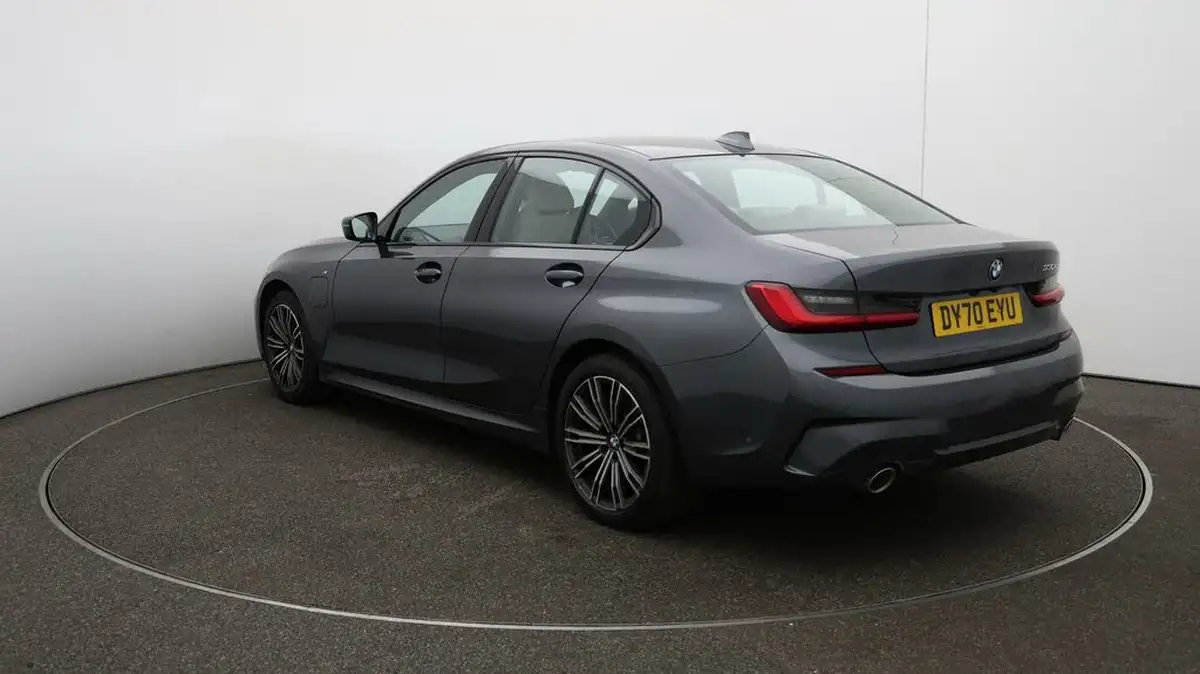 2020-bmw-3-series-20-330e-m-sport-saloon-4d-big-54