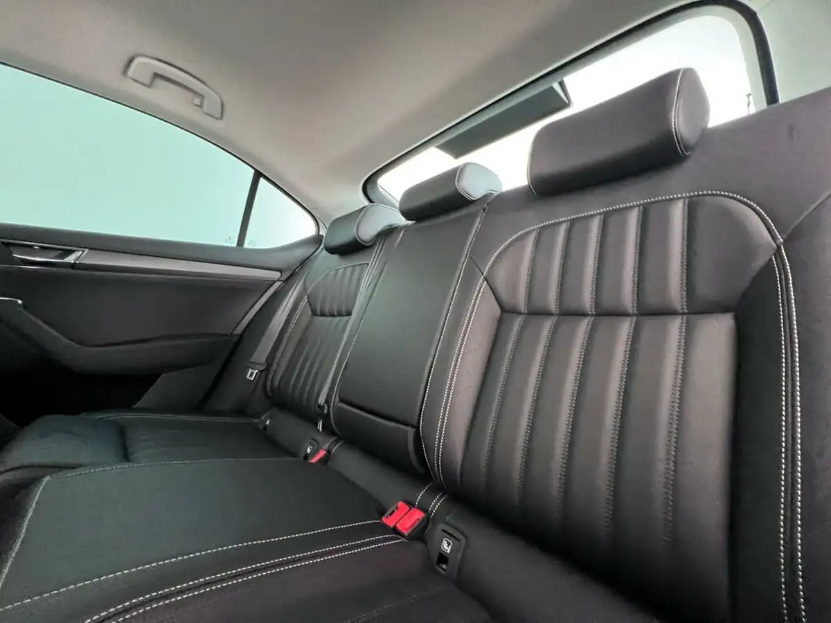 2019-skoda-superb-20-tsi-se-l-hatchback-big-14