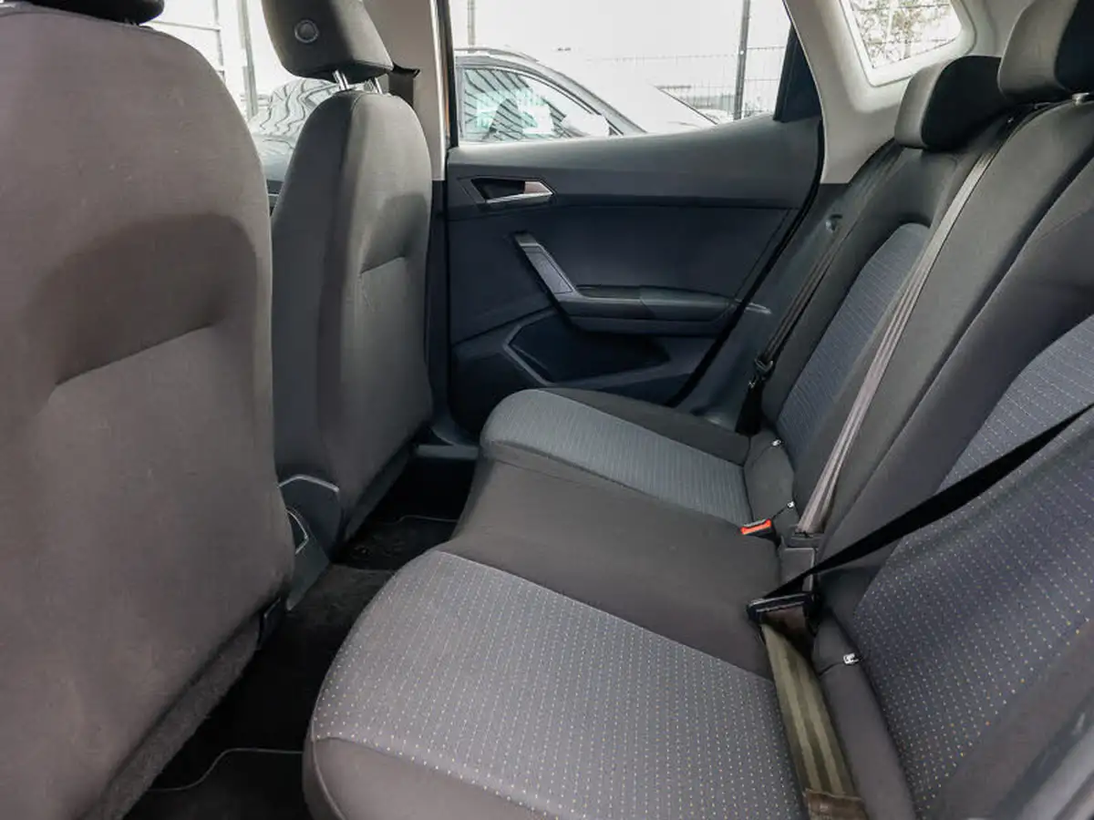 2022-seat-arona-10-tsi-se-technology-big-5