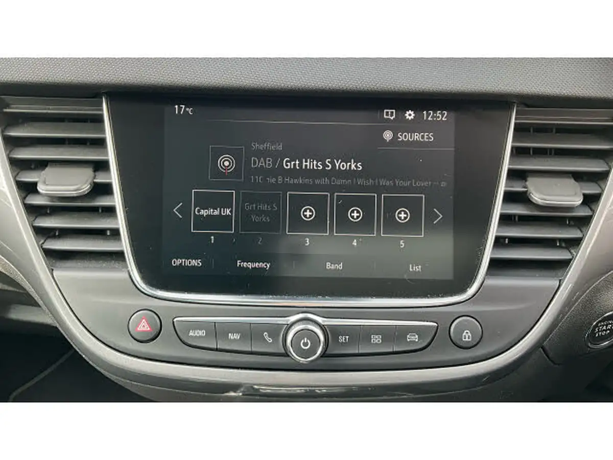2022-vauxhall-crossland-12-ultimate-110ps-big-28