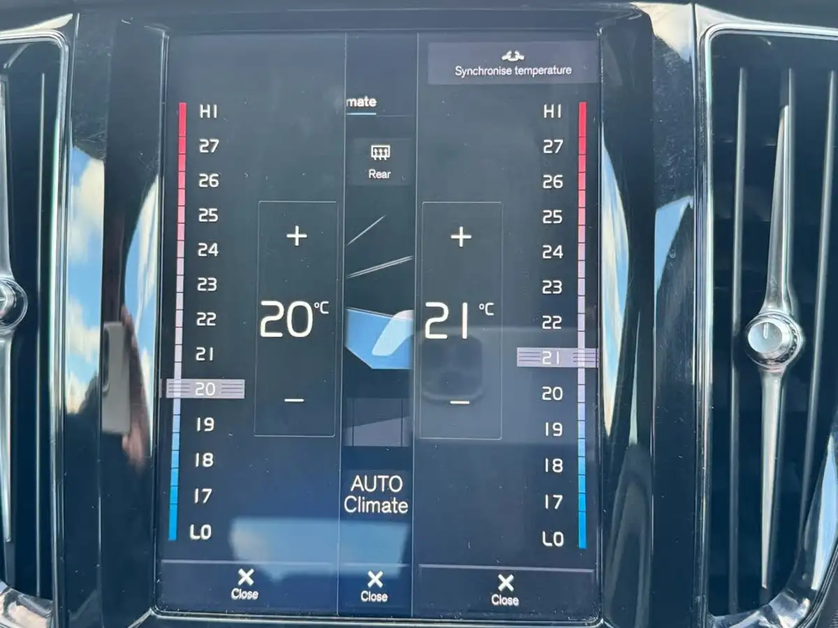 2018-volvo-xc60-20td-d4-r-design-4x4-geartronic-big-24