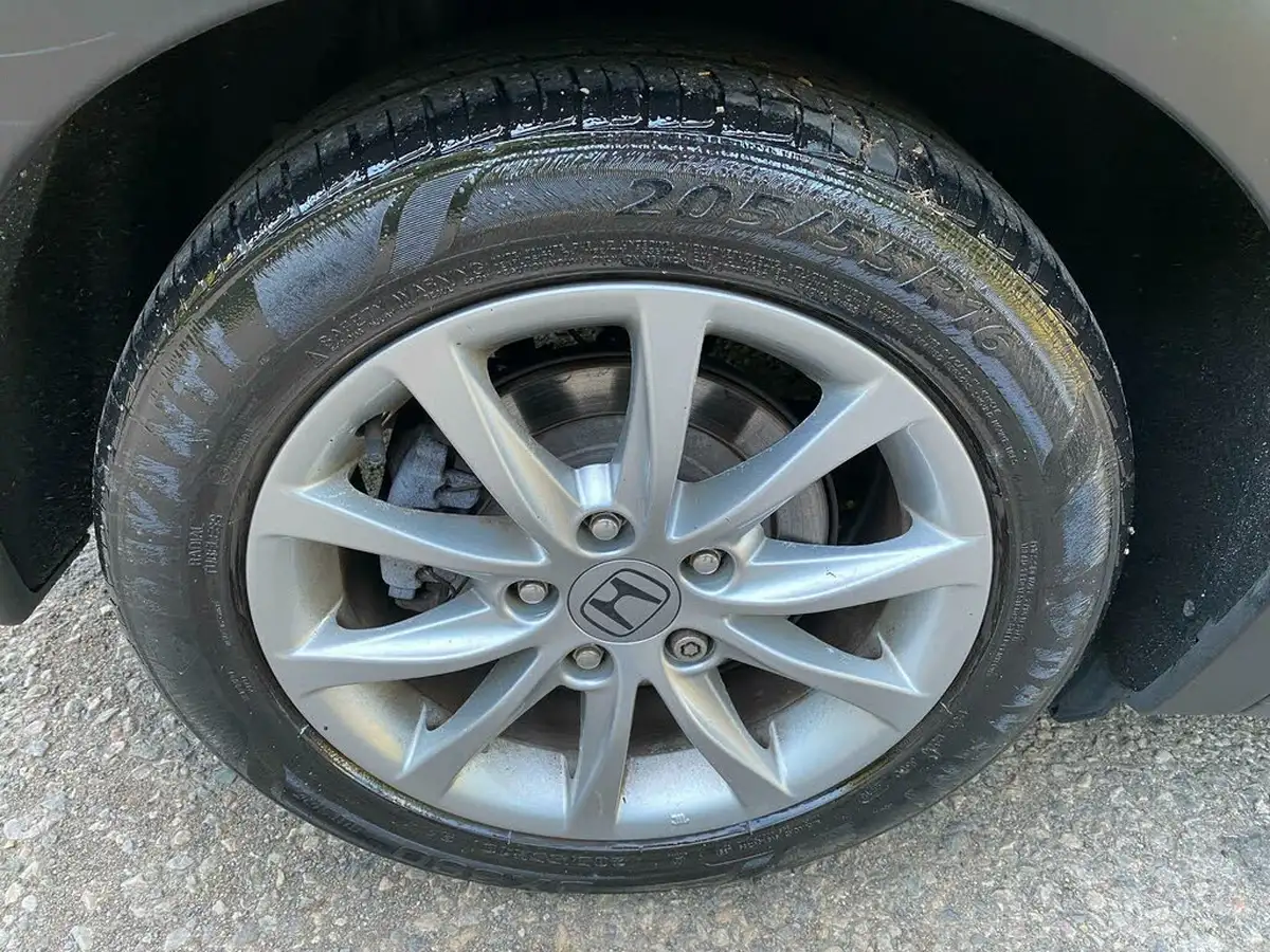 2013-honda-civic-18-es-auto-big-57