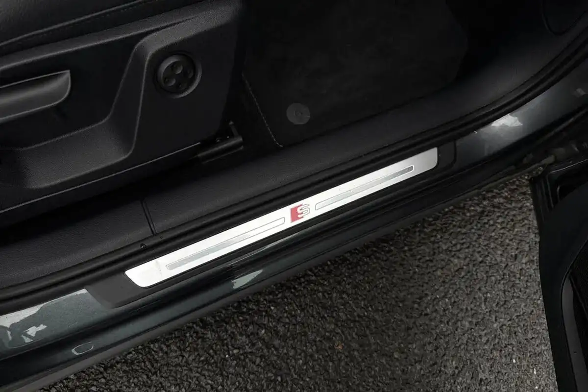 2023-audi-q2-15-35-tfsi-s-line-tronic-big-39
