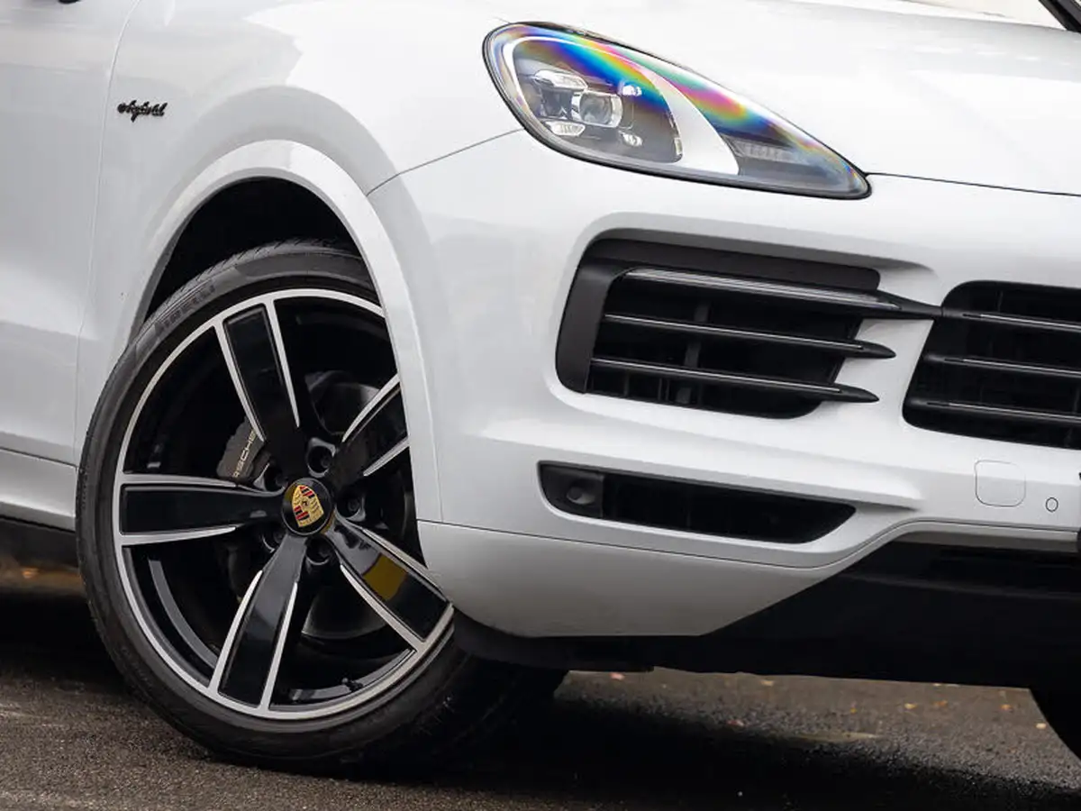 2023-porsche-cayenne-30-v6-e-hybrid-platinum-edition-340ps-coupe-big-19