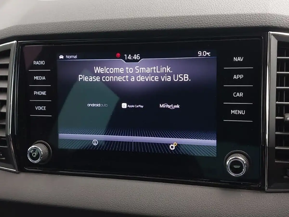 2019-skoda-karoq-15-tsi-se-l-dsg-big-14