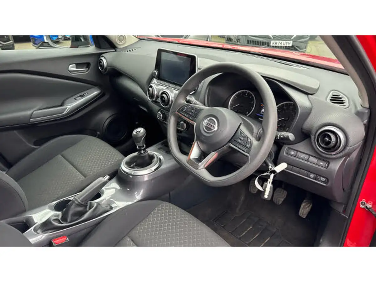 2021-nissan-juke-10-dig-t-acenta-big-10