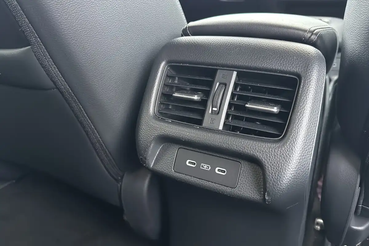 2024-honda-zr-v-20-i-mmd-advance-big-38