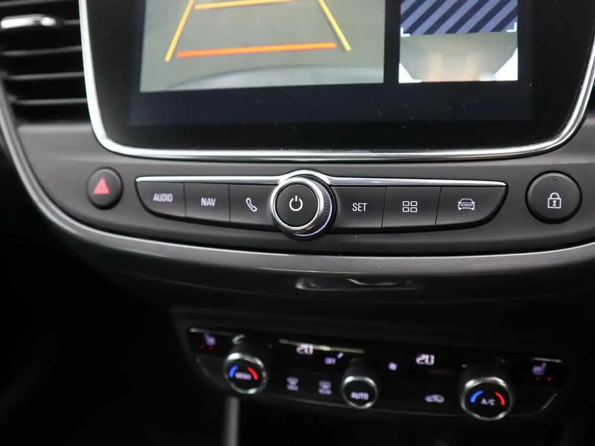 2022-vauxhall-crossland-12-ultimate-130ps-auto-big-17