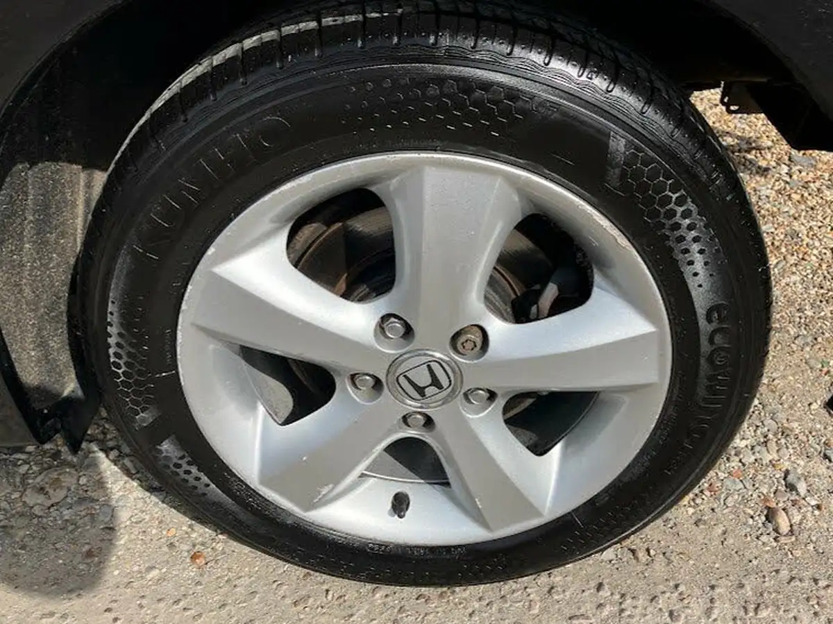 2009-honda-fr-v-18-ex-auto-big-15
