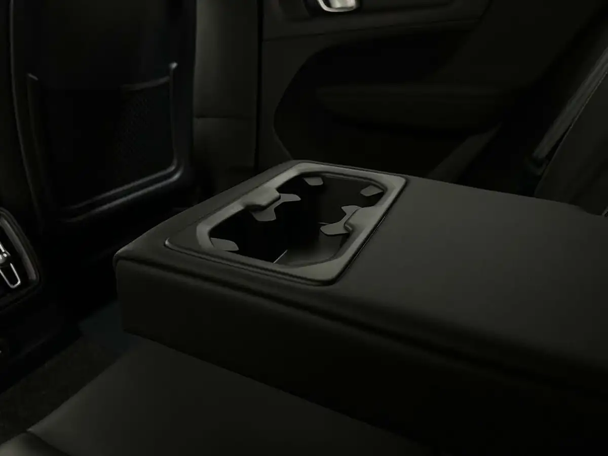 2020-volvo-xc40-15-t5-r-design-pro-plug-in-hybrid-big-38