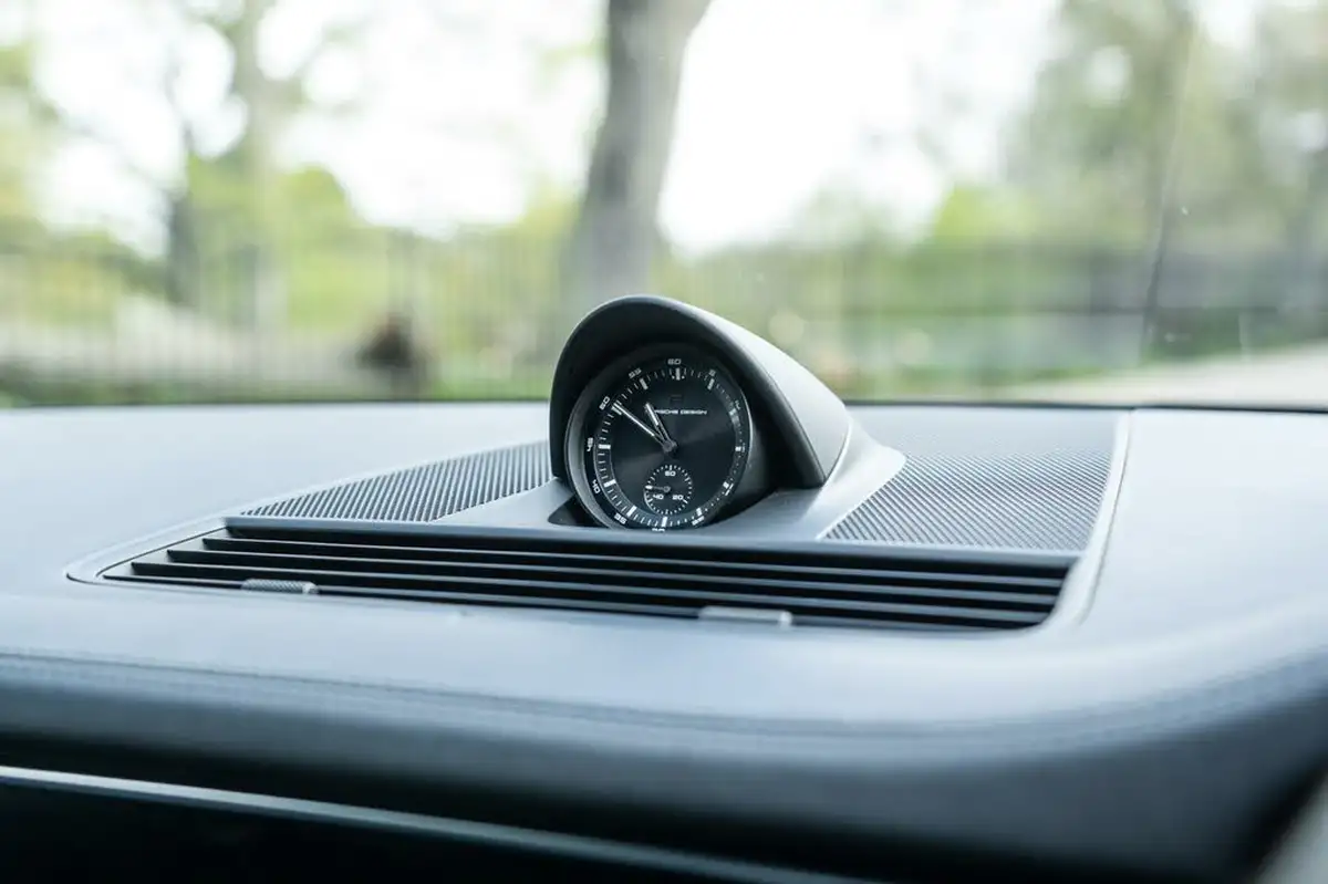 2022-porsche-panamera-40-turbo-s-hatchback-big-34