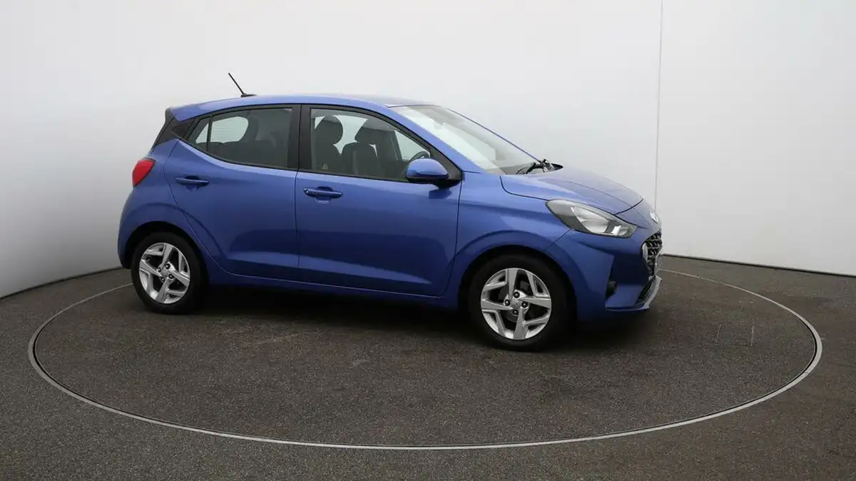 2020-hyundai-i10-12-se-connect-big-38