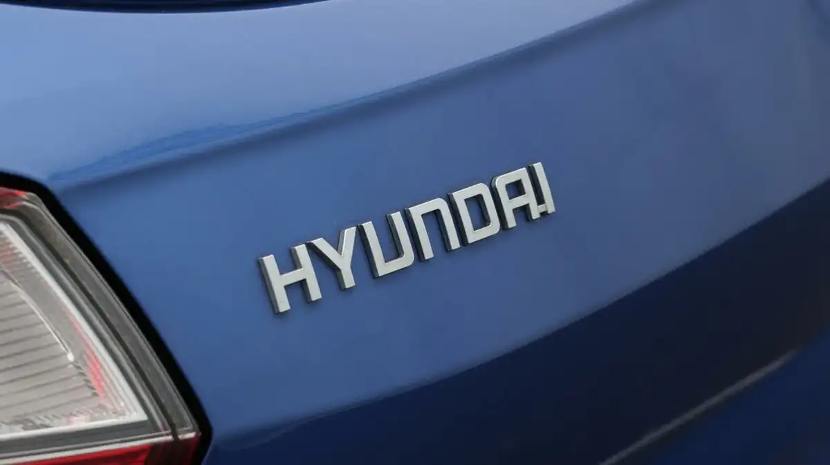 2020-hyundai-i10-12-se-connect-big-21