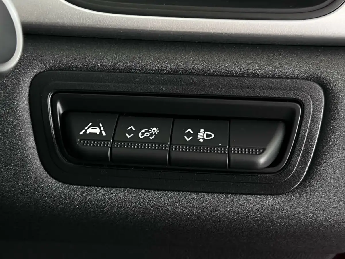 2021-renault-captur-13-tce-iconic-130bhp-edc-auto-big-20