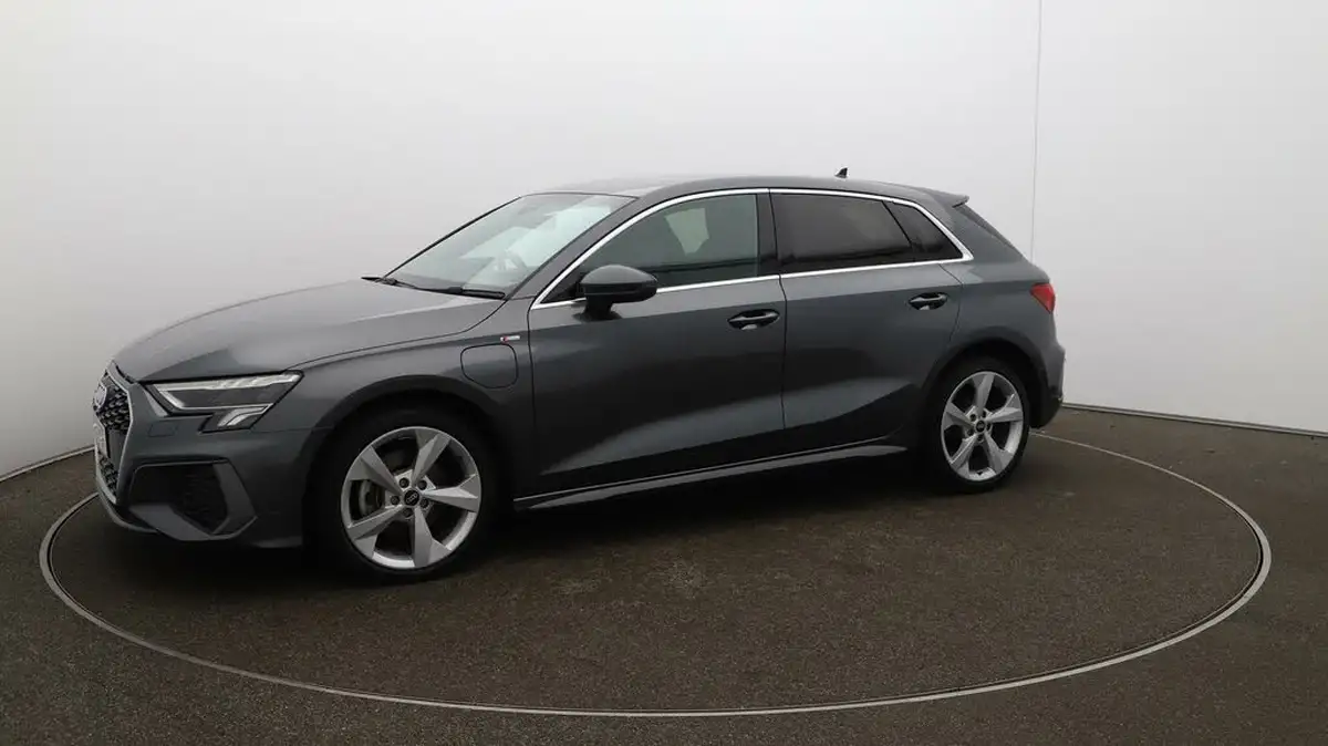2022-audi-a3-14-40-tfsi-e-s-line-big-60