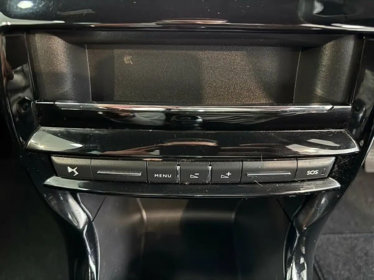 2018-ds-ds-3-12-puretech-connected-chic-110ps-ss-big-41