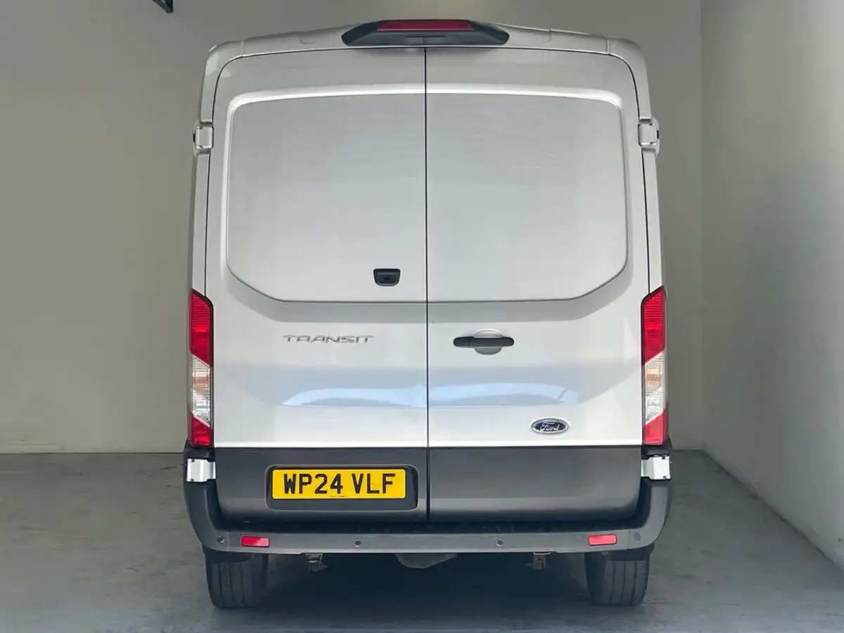 2023-ford-transit-20tdci-350-l3h2-limited-170pseu6d-rwd-panel-van-big-6