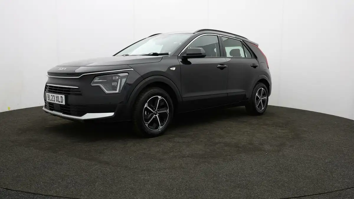 2023-kia-niro-16-gdi-139bhp-hev-132kwh-big-2