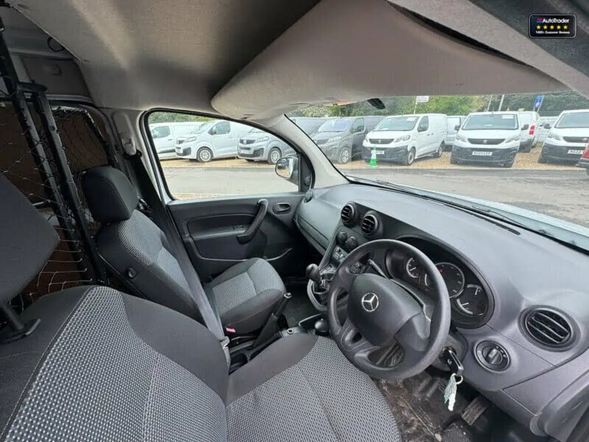 2019-mercedes-benz-citan-15-cdi-111-15-cdi-eu6dt-pure-extra-panel-van-big-13