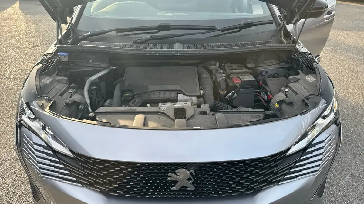 2021-peugeot-3008-suv-12-puretech-gt-premium-big-17
