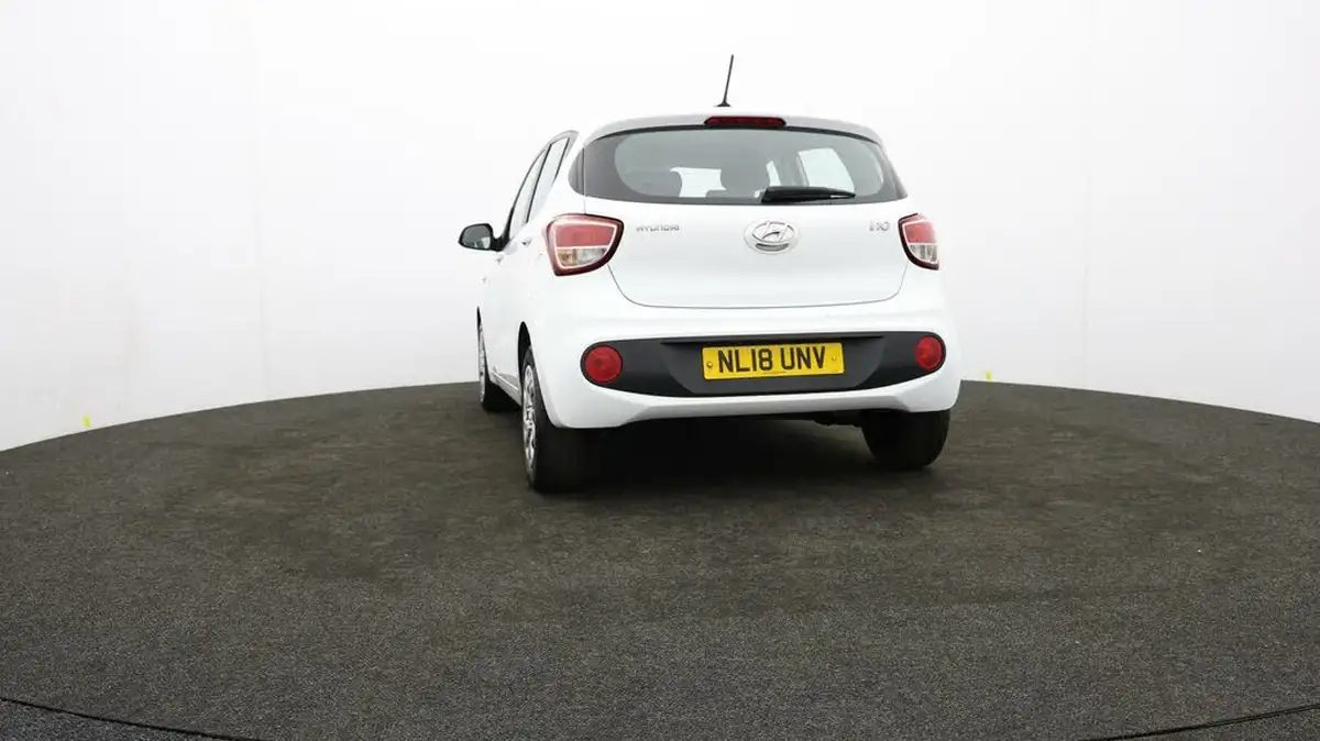 2018-hyundai-i10-10-se-66ps-big-23