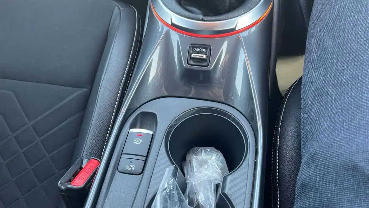 2020-nissan-juke-10-dig-t-tekna-117ps-big-23