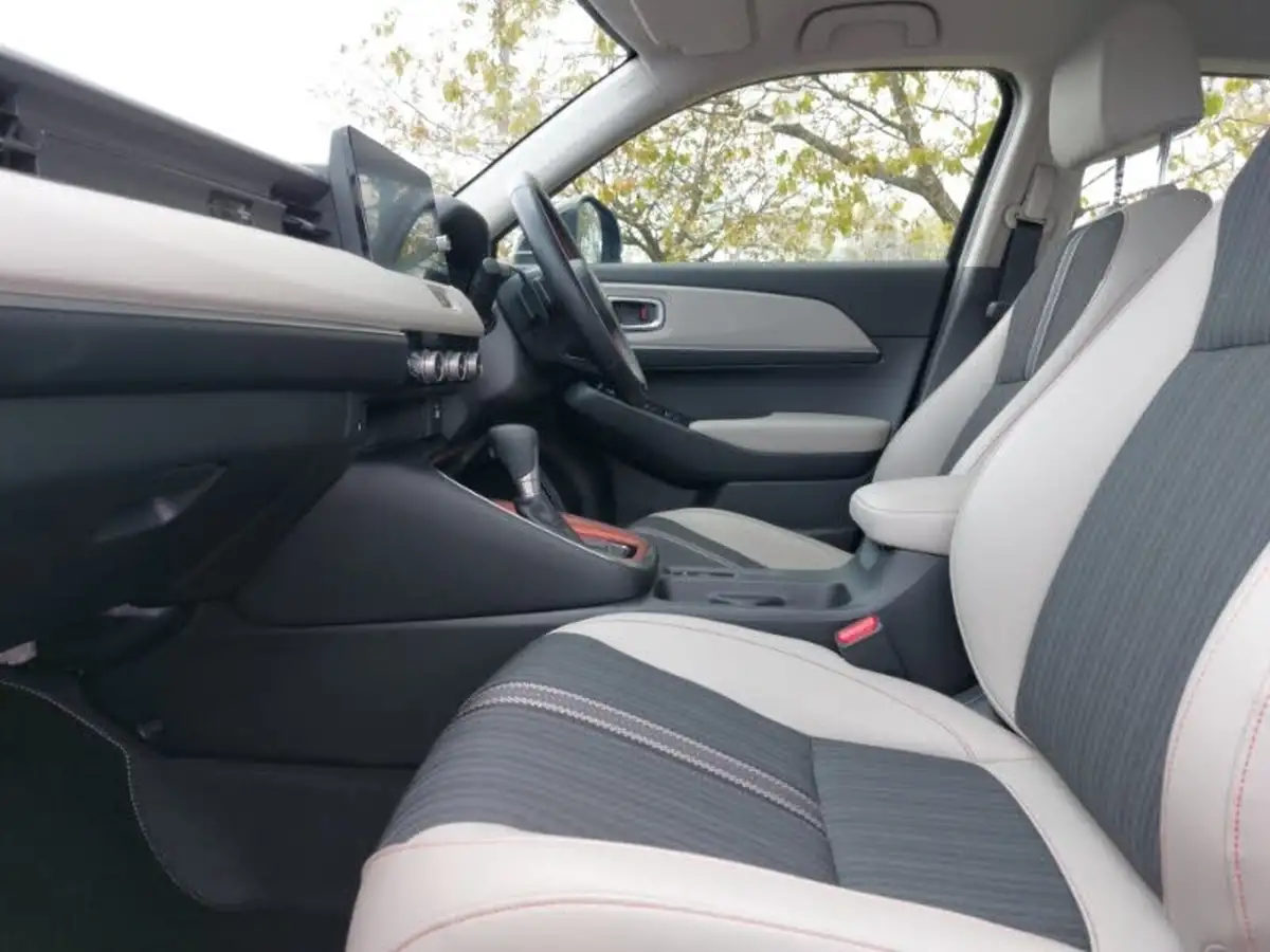 2023-honda-hr-v-15-i-mmd-advance-style-big-4