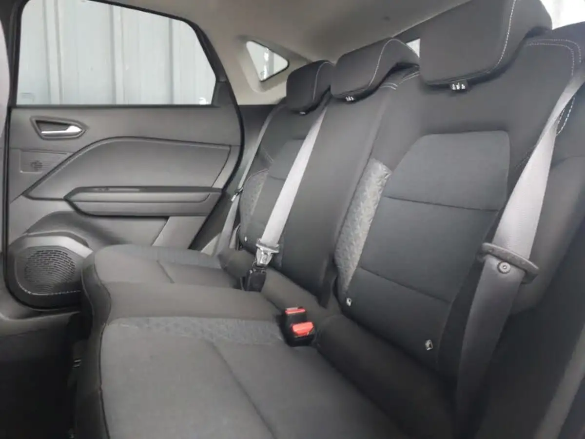 2022-renault-captur-10-tce-iconic-edition-big-5