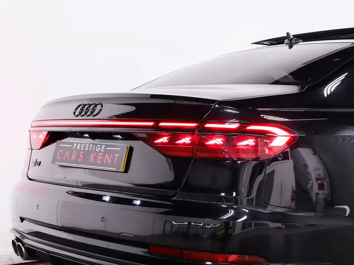 2022-audi-s8-40-tfsi-vorsprung-big-12
