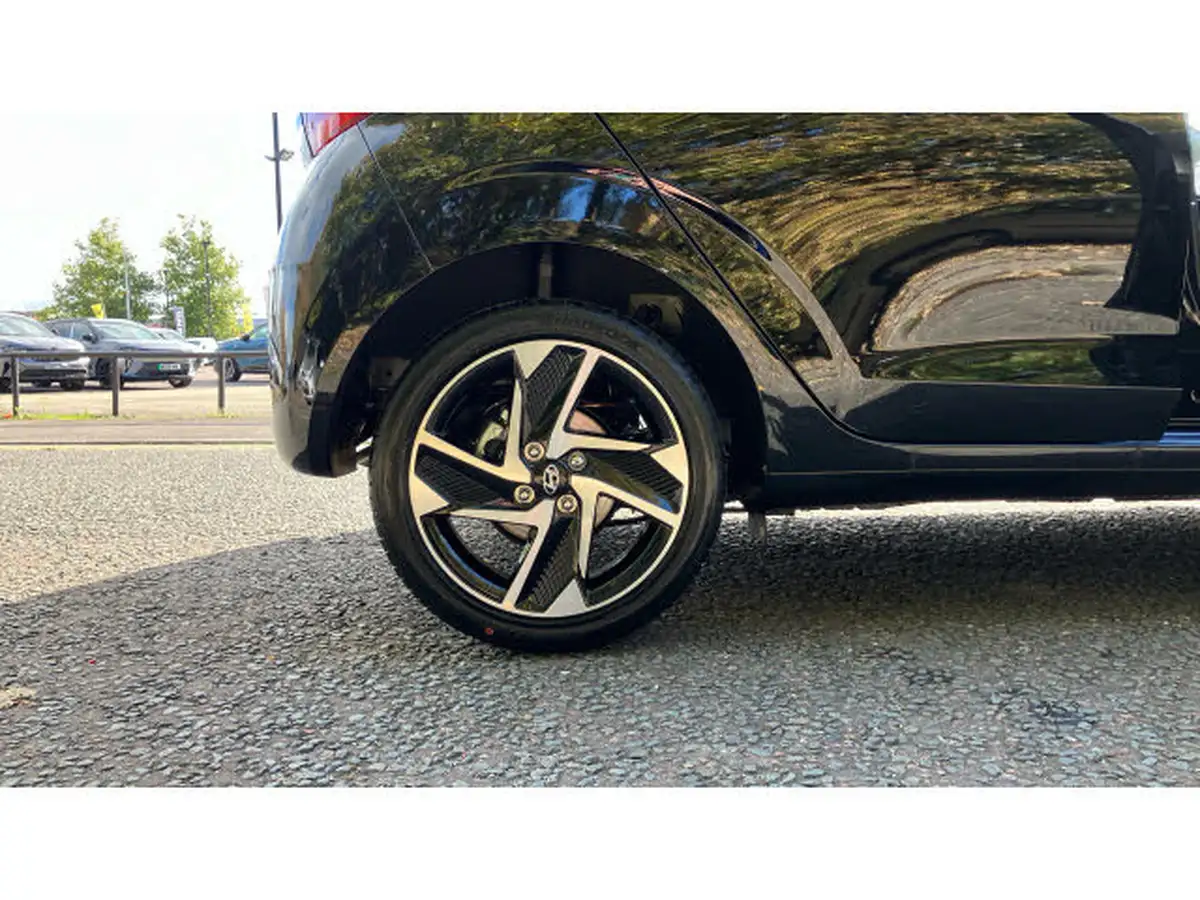2024-hyundai-i10-12-premium-79ps-big-6