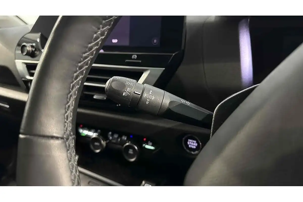 2023-citroen-c4-x-e-shine-plus-big-34