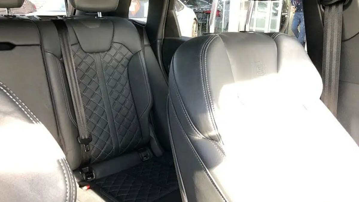 2021-audi-q5-20-55-tfsi-e-competition-station-wagon-big-40