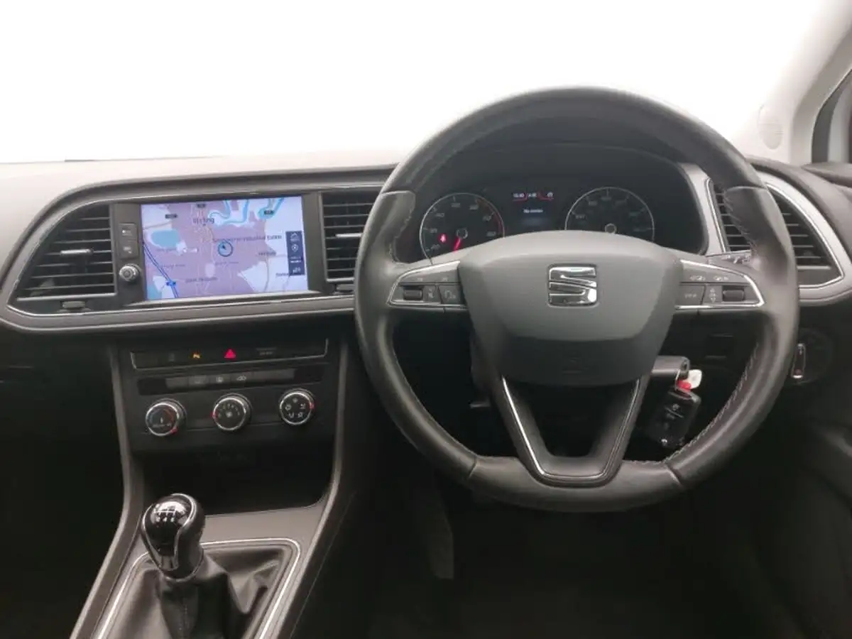 2019-seat-leon-15-tsi-evo-se-dynamic-hatchback-big-6