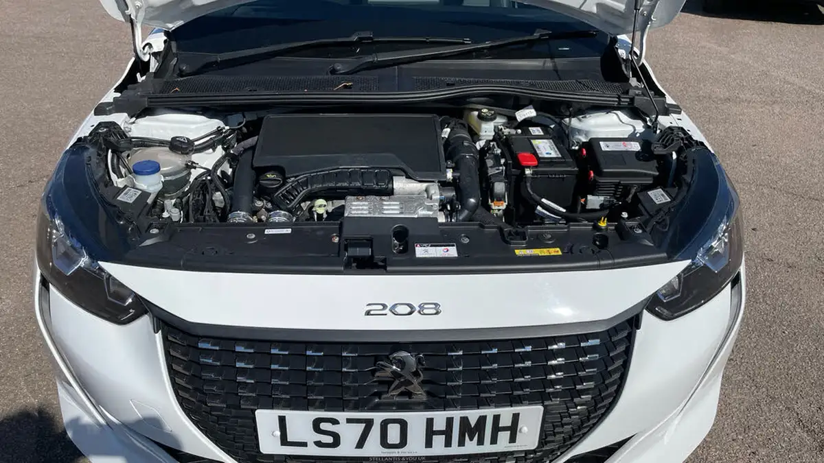 2020-peugeot-208-12-puretech-allure-premium-100bhp-big-17