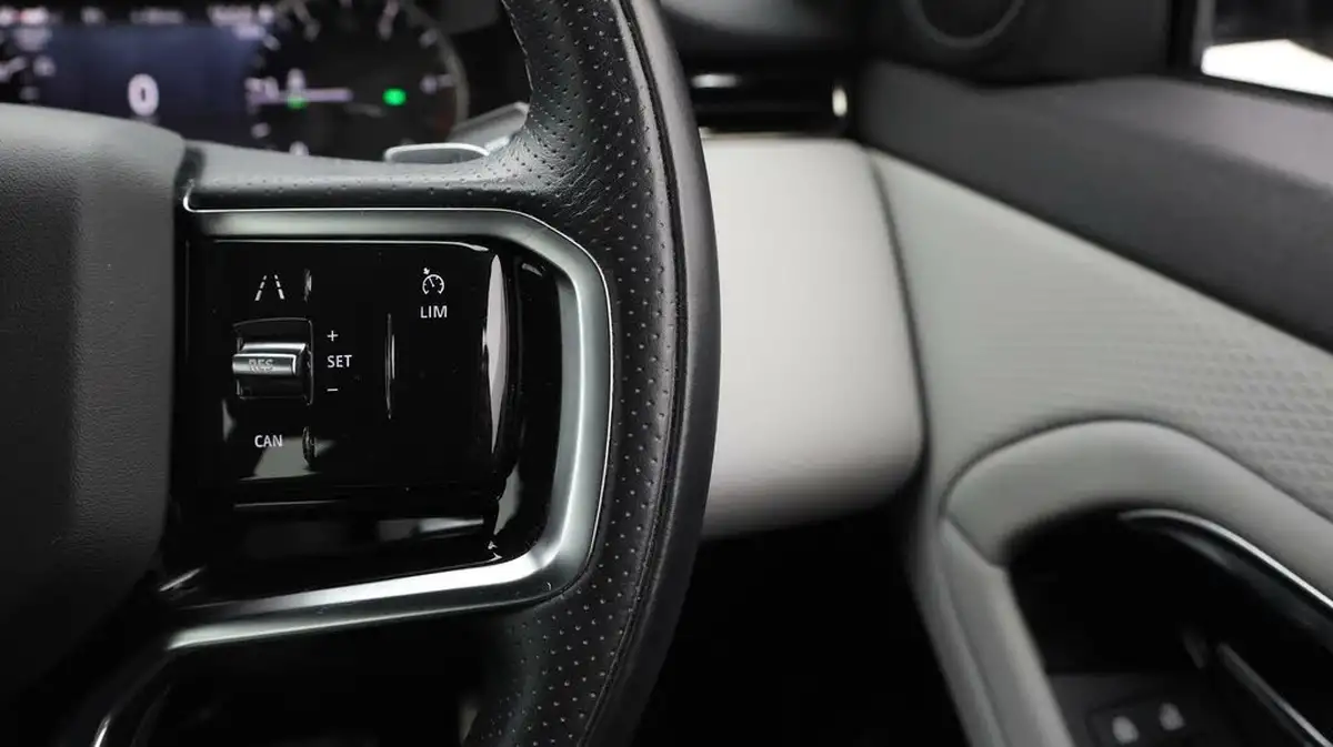 2021-land-rover-range-rover-evoque-20-d165-r-dynamic-s-awd-auto-big-23
