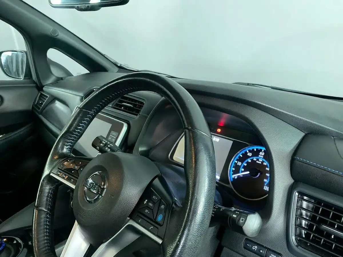 2020-nissan-leaf-e-3zero-big-15