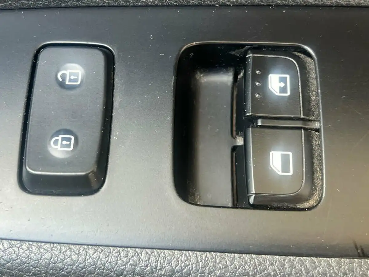 2017-kia-picanto-10-1-big-25