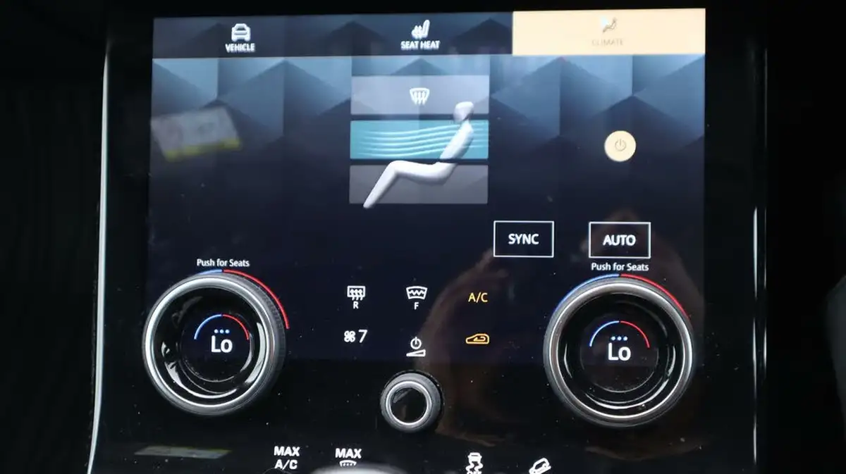 2021-land-rover-range-rover-evoque-20-d200-autobiography-big-12