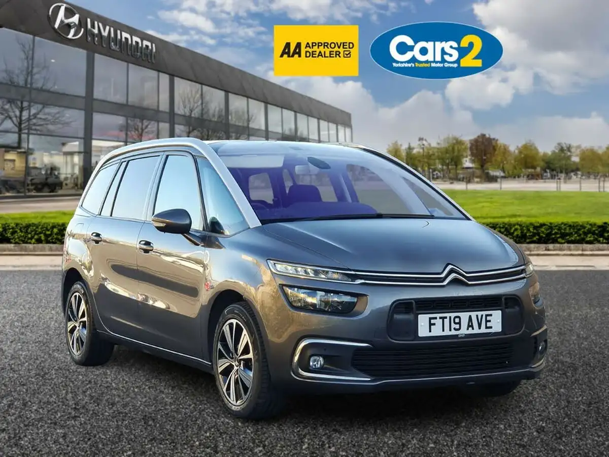 2019-citroen-grand-c4-spacetourer-15bluehdi-feel-big-0