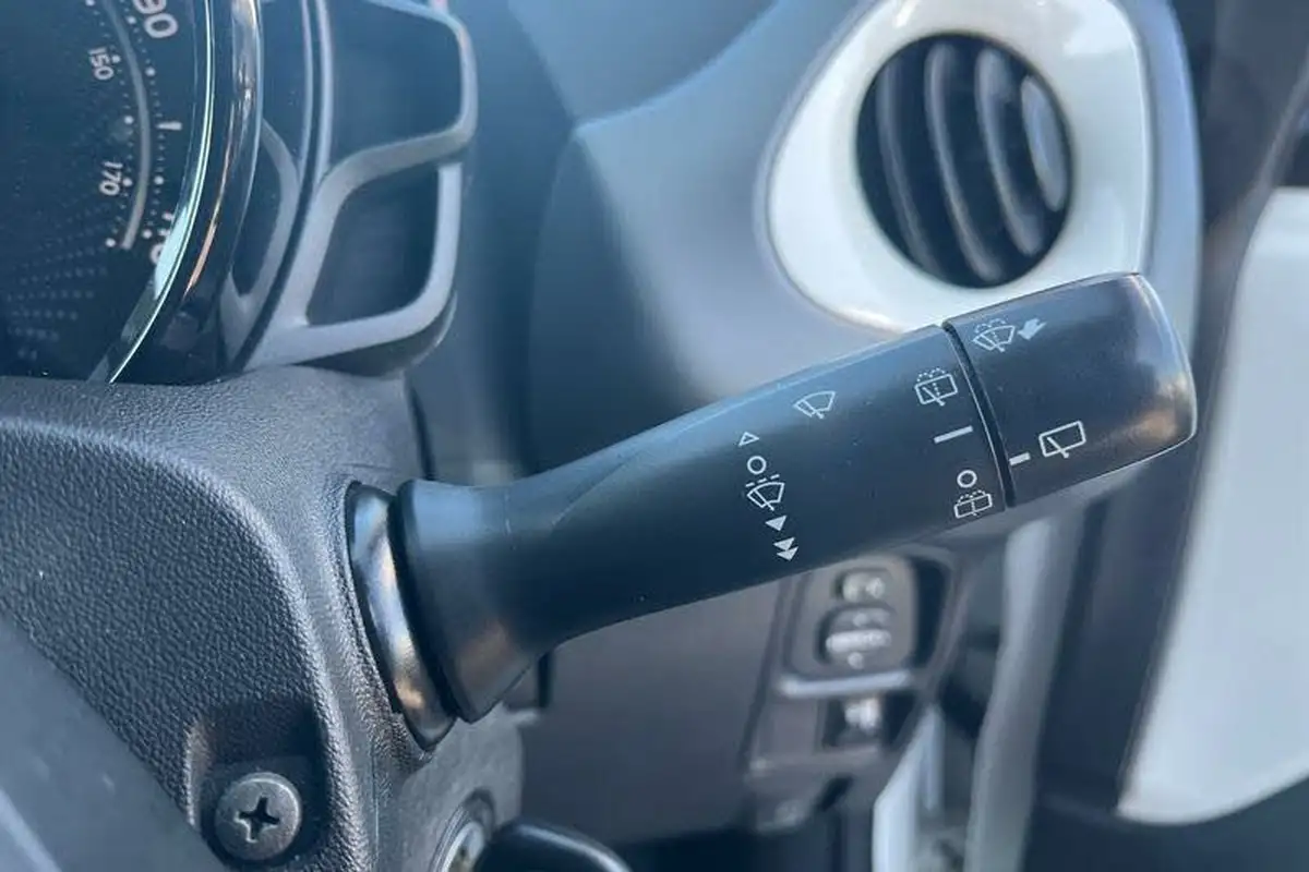 2020-toyota-aygo-10-vvt-i-x-play-big-14