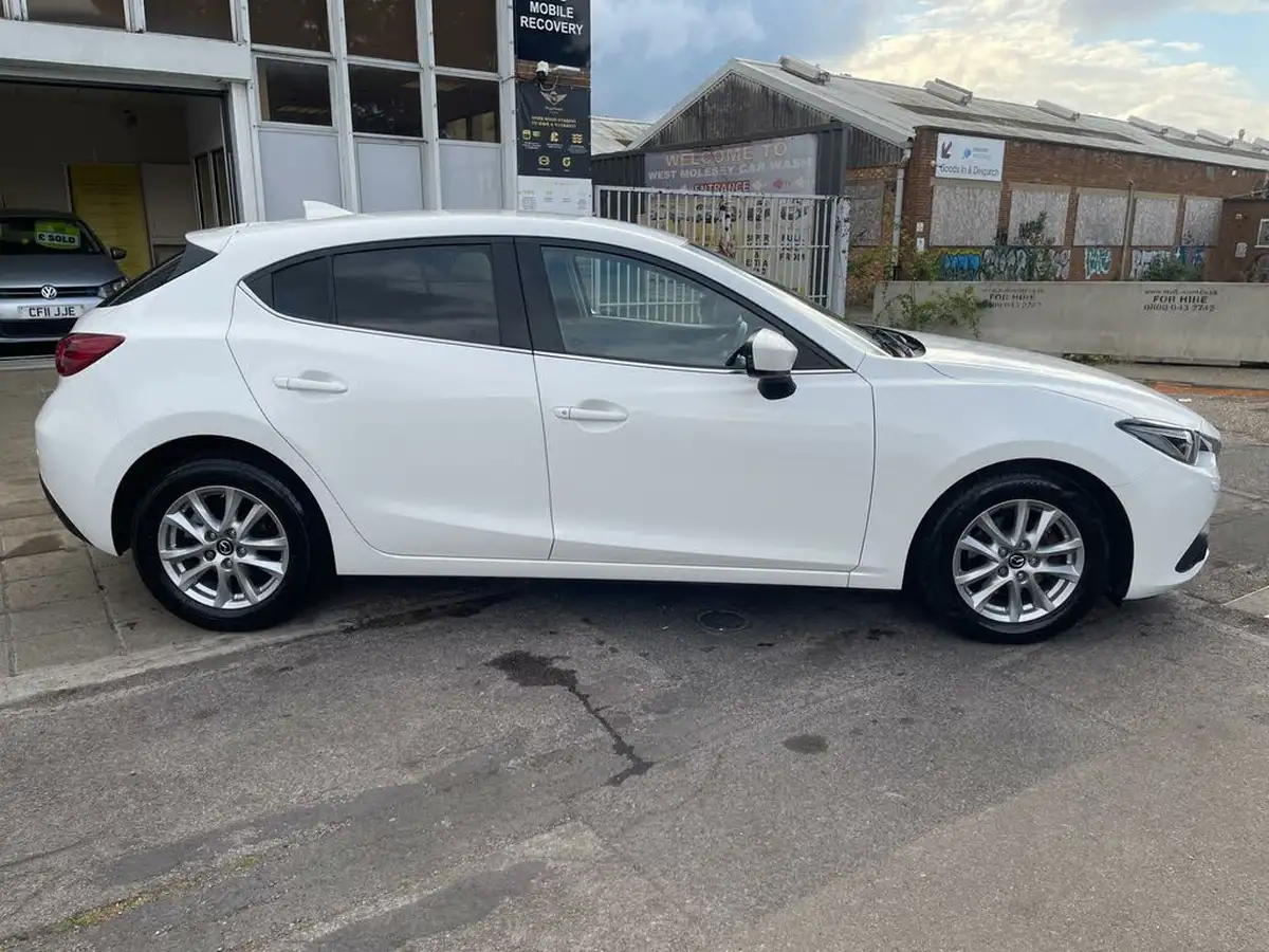 2016-mazda-mazda3-20-se-l-nav-skyactiv-g-hatchback-5d-big-1