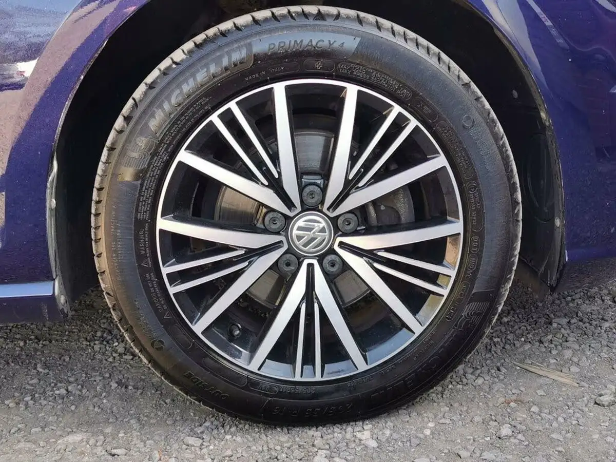 2018-volkswagen-golf-14-tsi-se-hatchback-5d-big-38