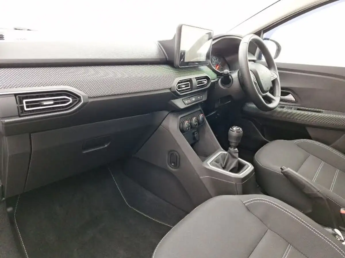 2024-dacia-sandero-10-tce-expression-90bhp-big-4
