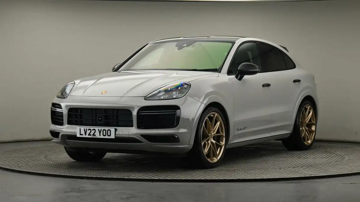 2022-porsche-cayenne-40-v8-turbo-coupe-big-52