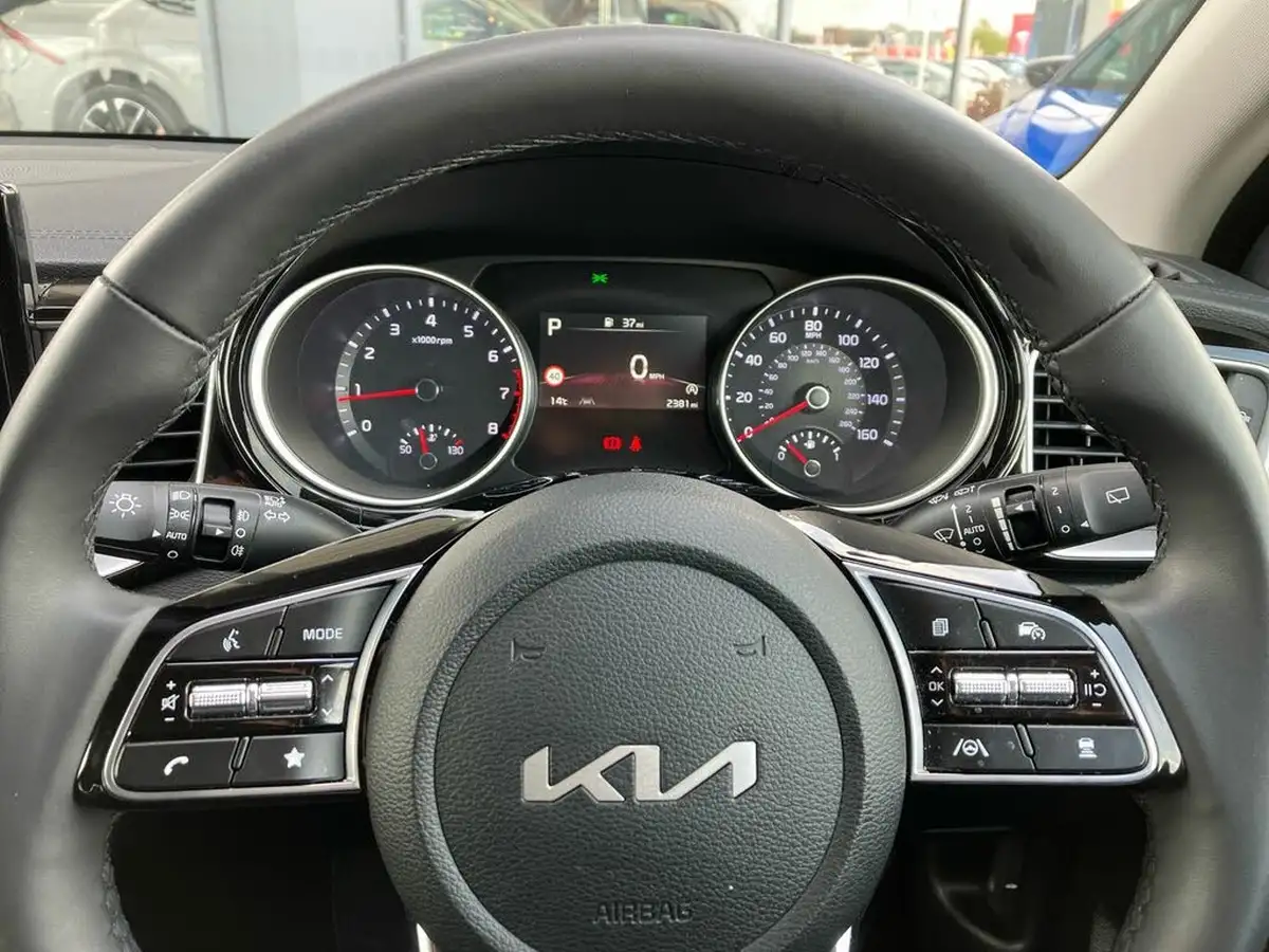 2024-kia-ceed-15-t-gdi-3-sportswagon-dct-big-32