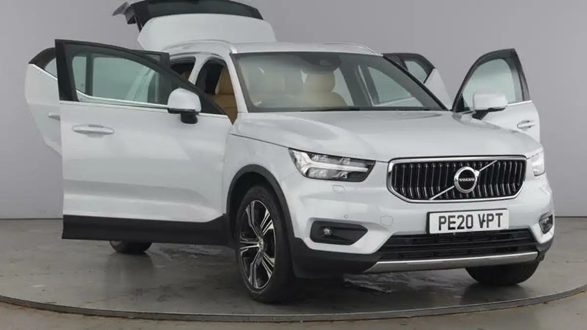 2020-volvo-xc40-20-t4-inscription-pro-big-8