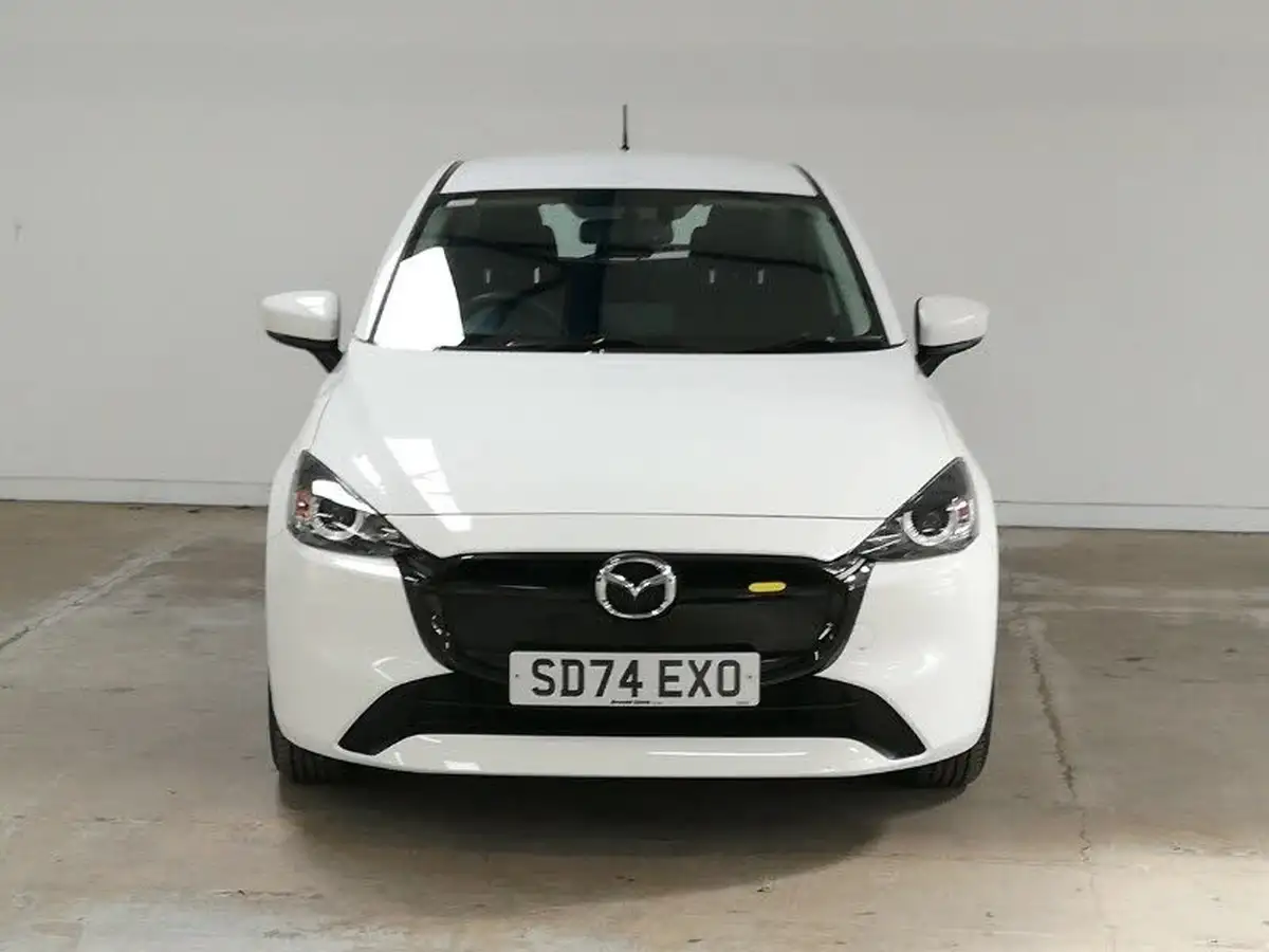 2024-mazda-mazda2-15-skyactiv-g-centre-line-big-18
