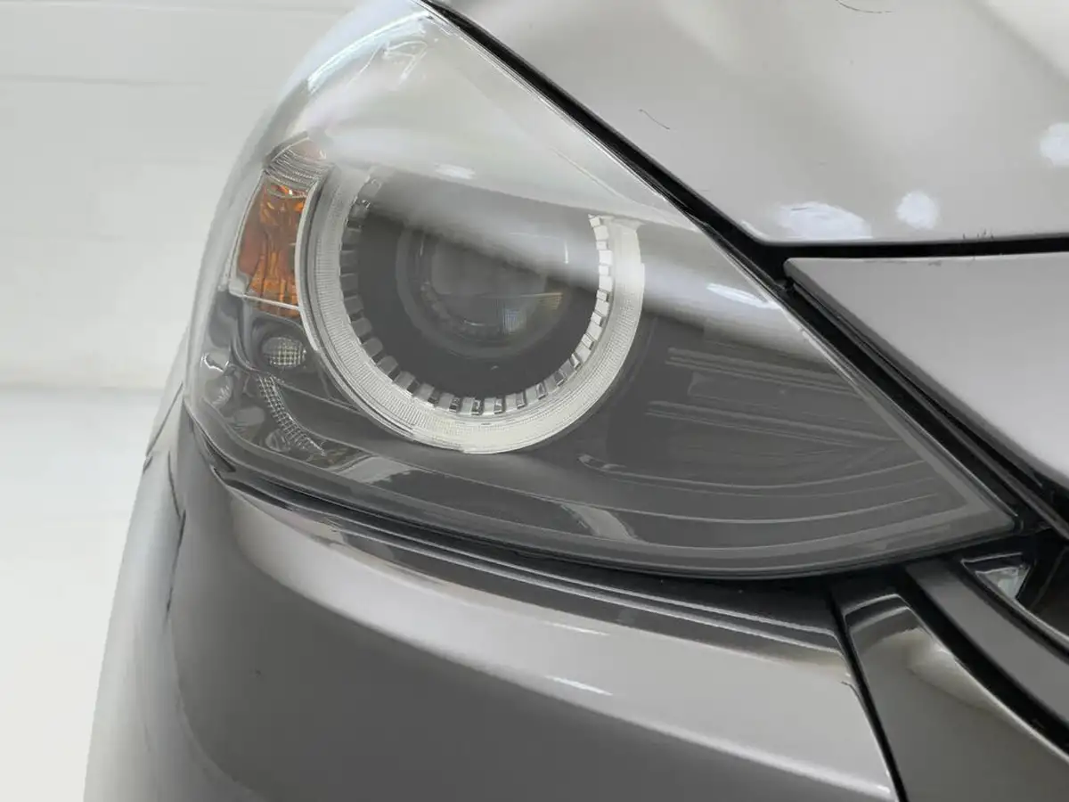 2024-mazda-mazda2-15-skyactiv-g-exclusive-line-big-11