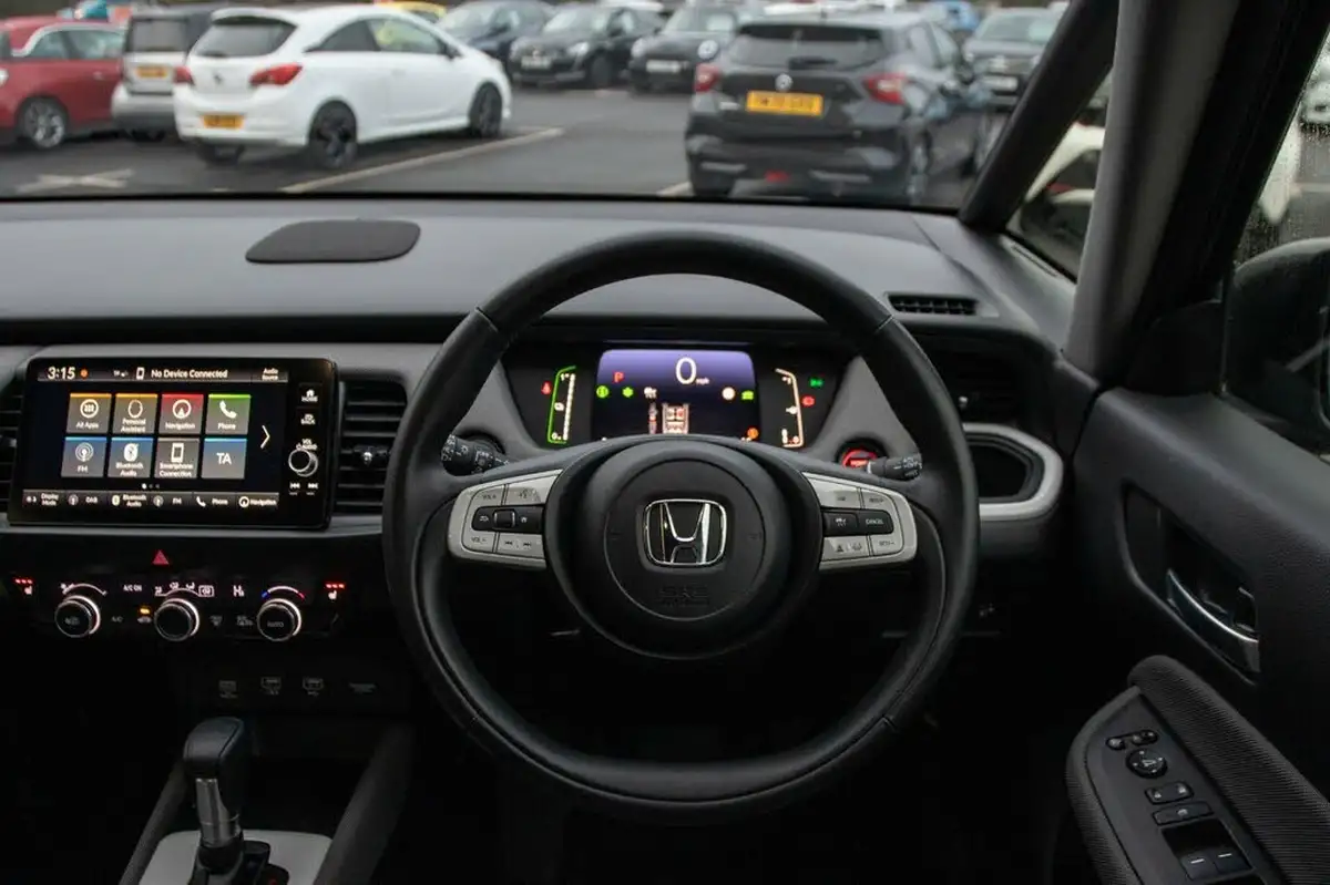 2022-honda-jazz-15-i-mmd-crosstar-ex-109ps-big-22