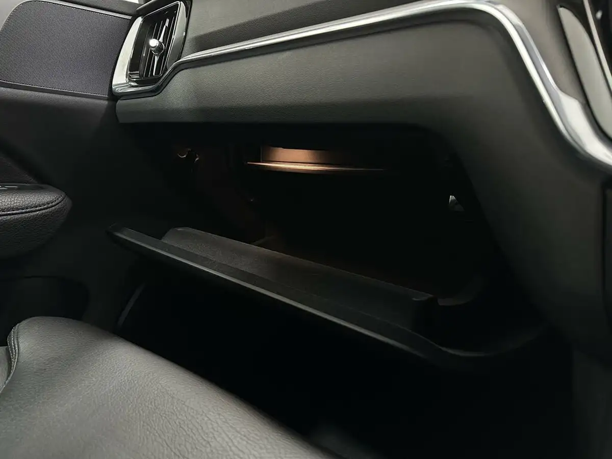 2018-volvo-v60-20td-d3-inscription-big-25